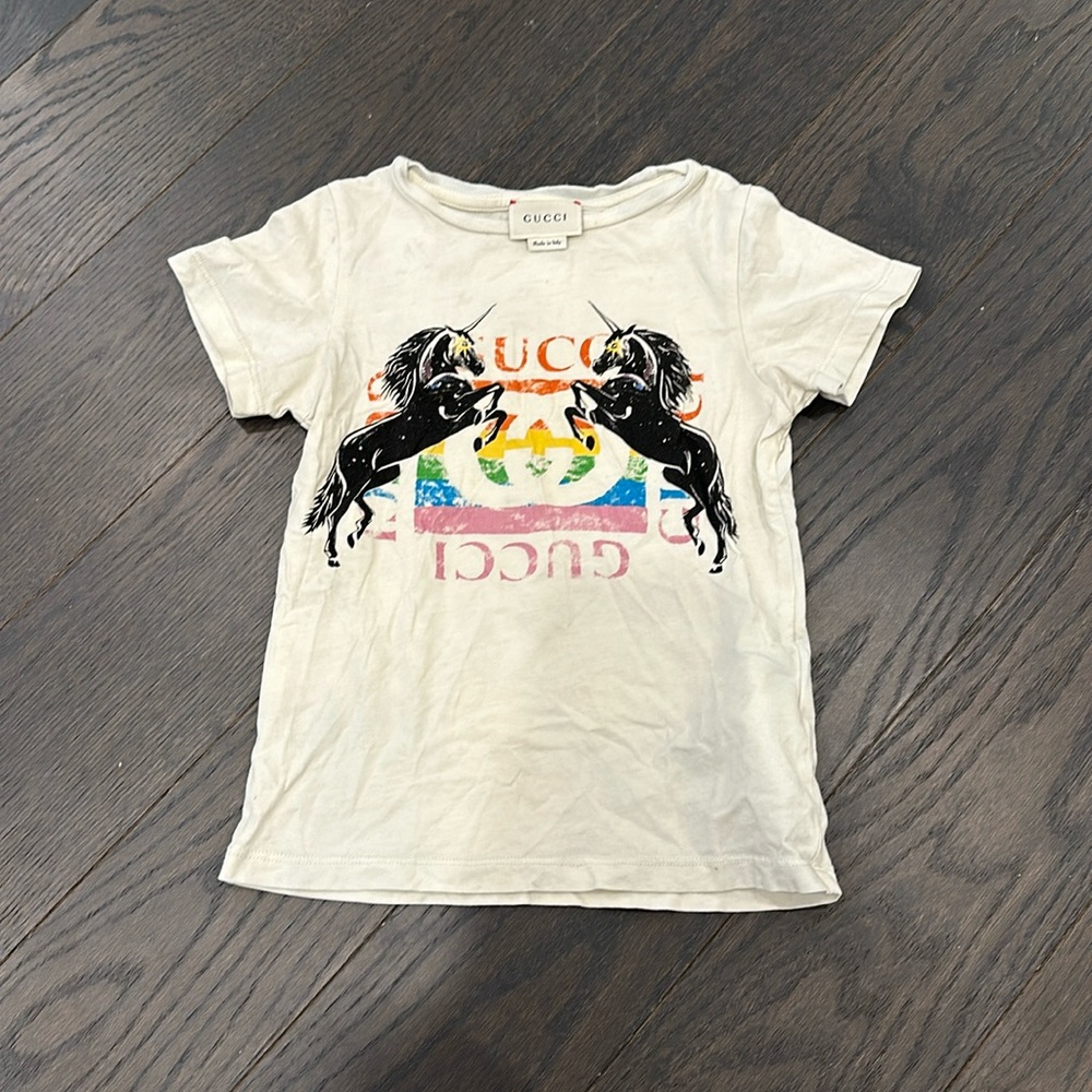 Gucci kids T size 4